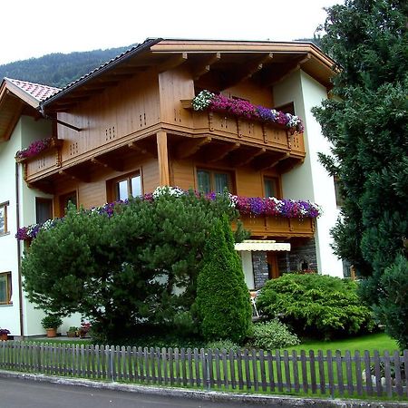 Haus Christl Apartamento Aschau Im Zillertal Exterior foto