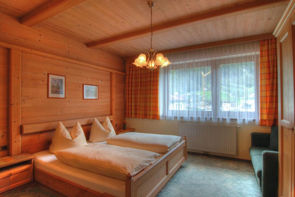 Haus Christl Apartamento Aschau Im Zillertal Quarto foto